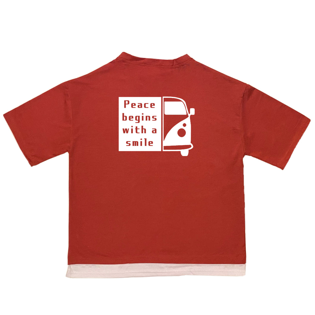 Peace begins with a smile Tシャツ 全６色（白/黒/赤/緑/青/茶）